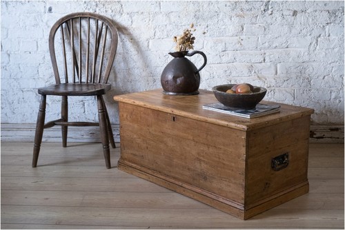 Victorian stripped pine - pine, chest