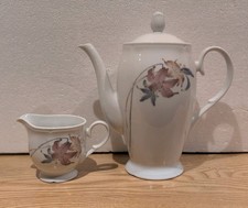 Lily Coffee Pot & Creamer