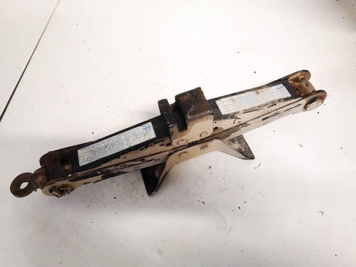 Mazda 2003 roadside jack - roadside,