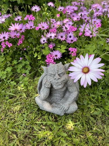 Thinking gargoyle latex - latex, mould