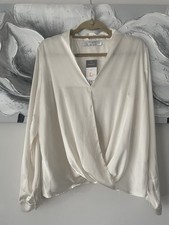 Primark White Cream Satin V