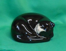 Quail Pottery Cat figurine