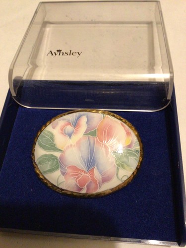 Aynsley vintage brooch - vintage,