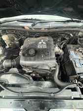 MITSUBISHI L200 ENGINE 2.5