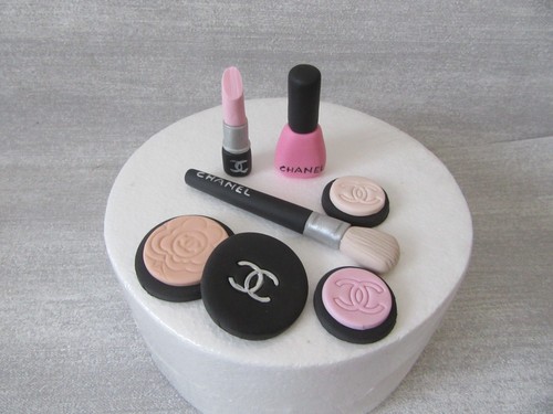 Edible handmade make cake - edible, up
