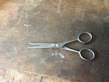 Jaguar Valvet No5 hairdressers