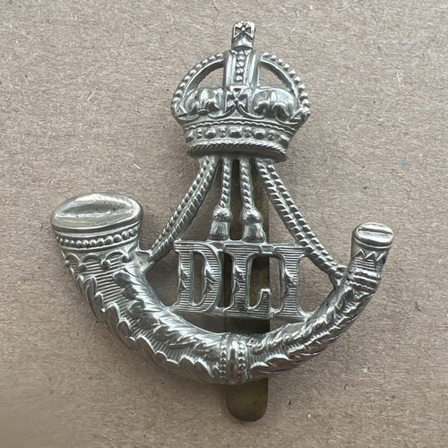 Military cap badge durham - k/c,