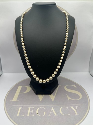 Pompadour pearls for - pearls, “pearls