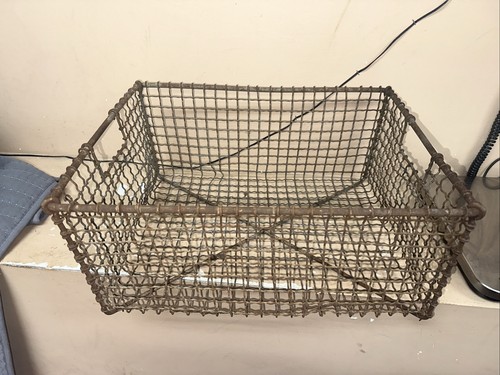 Vintage metal wire basket - metal,