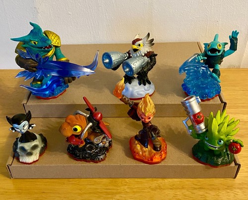 Skylanders bundle of 7 - skylanders,