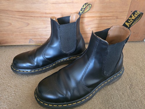 Martens black leather size - dr,