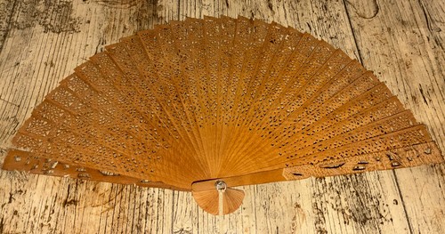 Vintage hand fan - , 31cm