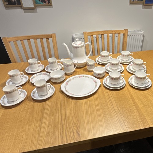 Porcelain floral tea set - porcelain, white