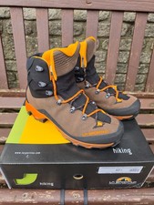 La Sportiva Aequilibrium Trek