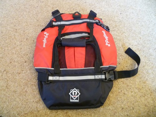 Crewsaver pet float - crewsaver,