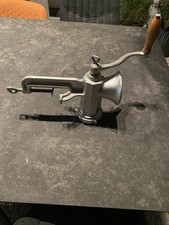 Spong Vintage Cast Iron Meat