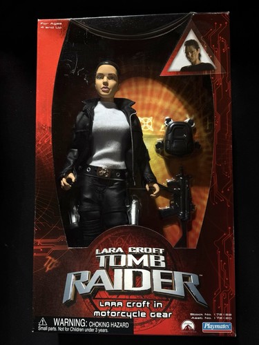 2001 tomb raider lara croft - tomb,