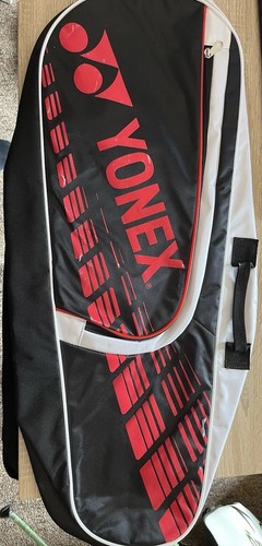 Yonex large black red and - large,