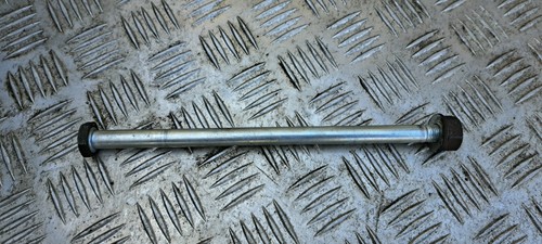 Yamaha rs100 swingarm spindle - yamaha,