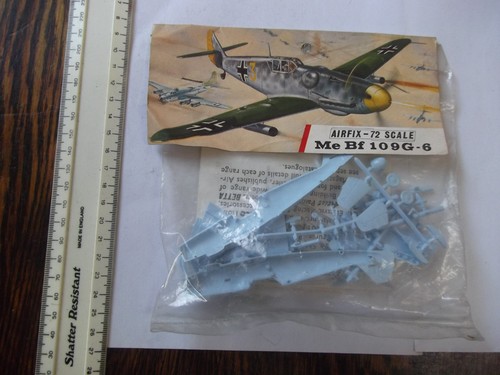 1960 airfix bagged - -, me