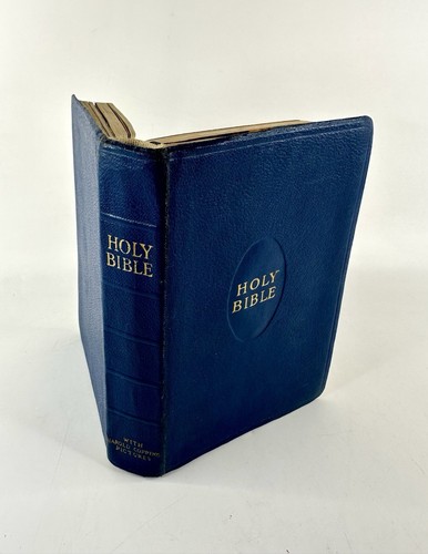 Vintage holy bible old new - holy,
