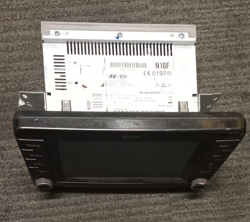 Kia rio radio - (parts, only)