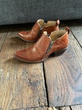 Stunning vintage FRYE tan