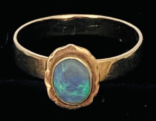 Antique 9ct gold oval - 9ct,