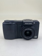 【MINT-】Ricoh GX200 12.1MP Compact Digital Camera - Black (Excellent Condition)