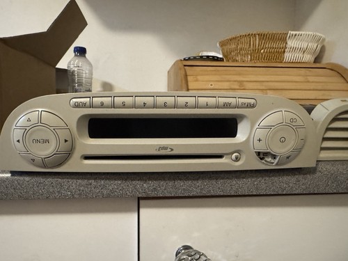 Fiat 500 radio player - fiat, cd