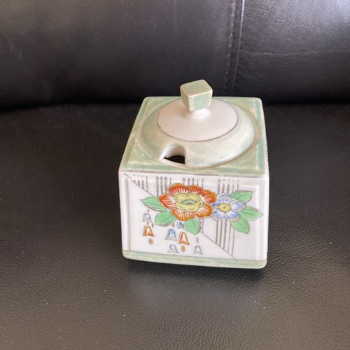 Foreign made art - foreign, pottery
