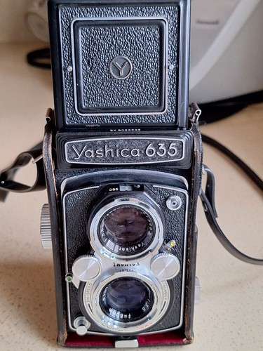 Yashica 635 tlr 120 - yashica,