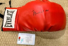 Muhammad Ali Autographed/Signed Everlast Boxing Glove His Own COA