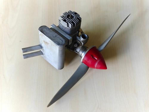 Max 25fx two stroke - two, r/c
