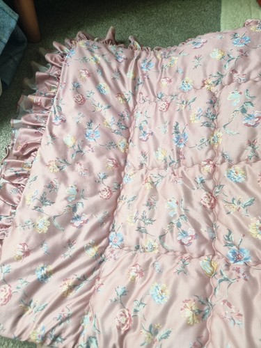 Modern eiderdown bedspread - eiderdown,