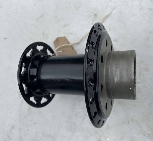 Triumph non rear hub - triumph,