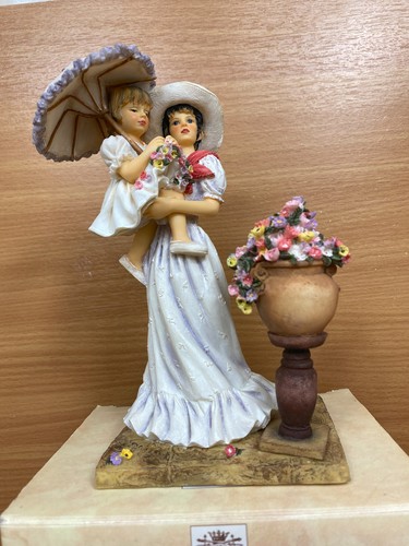 Gentle moments figurine - gentle, –