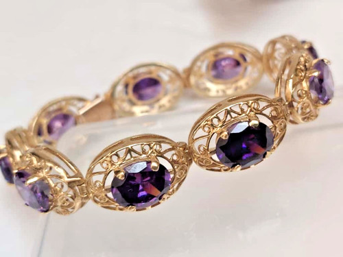 Vtg ornate 10k solid gold - y,