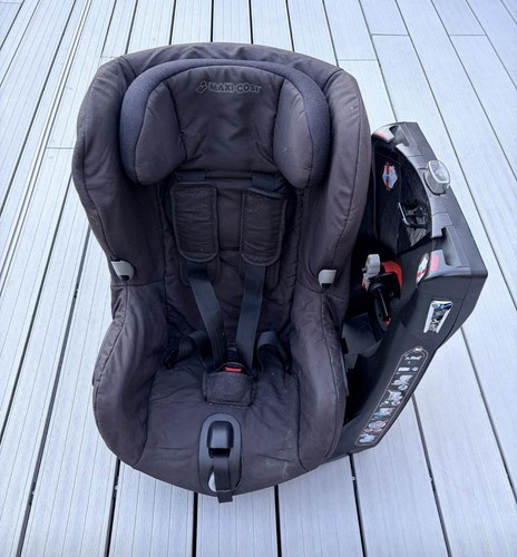 Maxi cosi axis - maxi, car