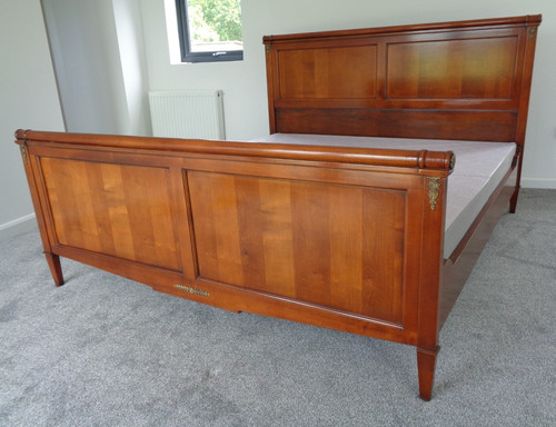 And bed nathalie french - and,