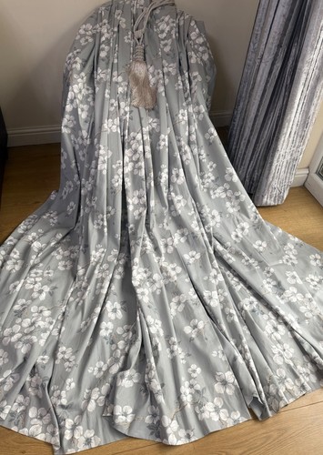 Stunning original laura ashley - stunning,