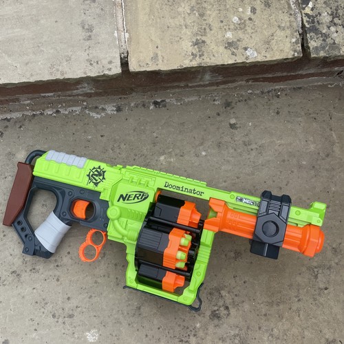 Nerf zombie strike doominator - nerf,