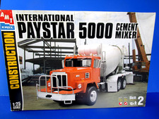 AMT 31008 1:25 scale