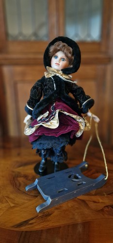 Joyce vanity fair - 'joyce',