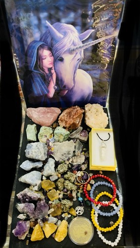 Lovely joblot crystal pieces - lovely,