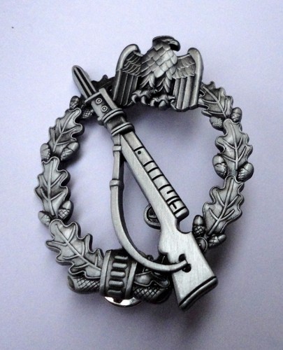 Infantry assault badge silver - infantry,