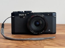 Pentax MX-1 compact camera