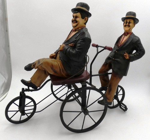 Vintage laurel and - vintage, hardy