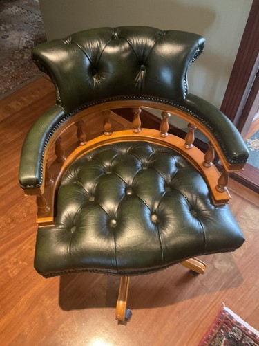 Captain green leather tilt - captain’s,
