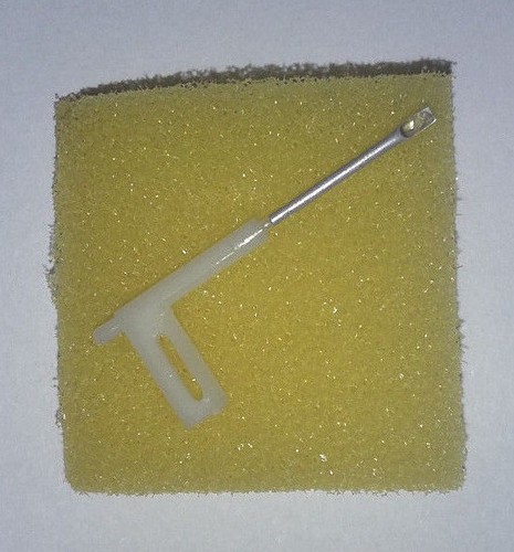 Replacement sapphire needle - replacement,